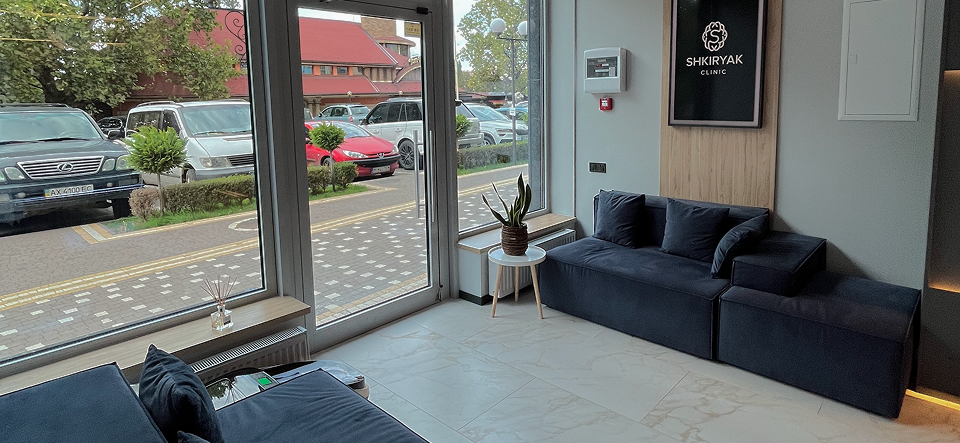 Сучасний медичний центр Shkiryak Clinic у Києві та Ужгороді — лікування нейрохірургічних та онкологічних захворювань
